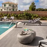 Artemon New Luxury Villa
